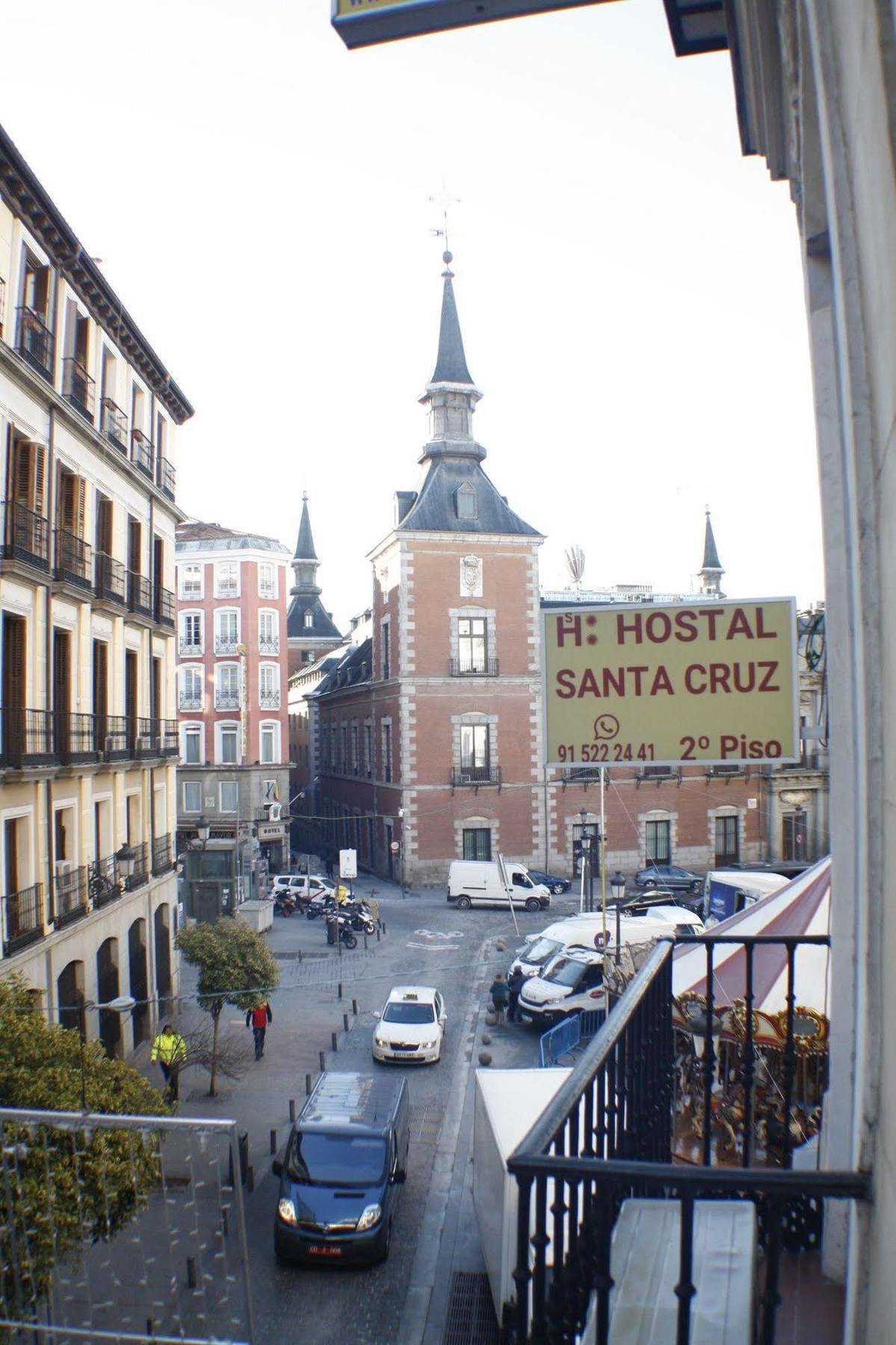 Hostal Santa Cruz Madrid Esterno foto